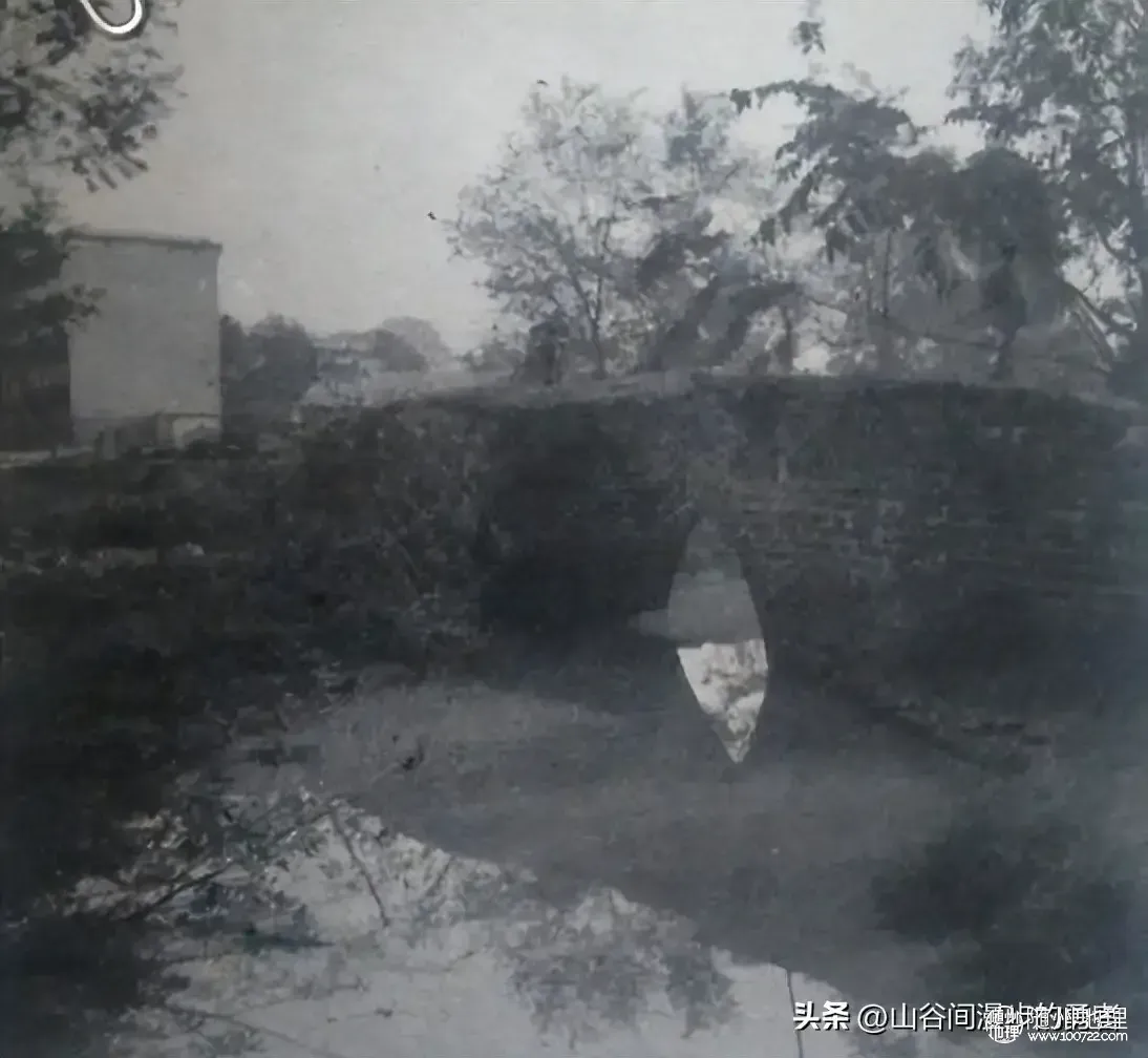 7836dc4ab60243bb918367268763212c~tplv-tt-origin-web:gif.jpeg.webp