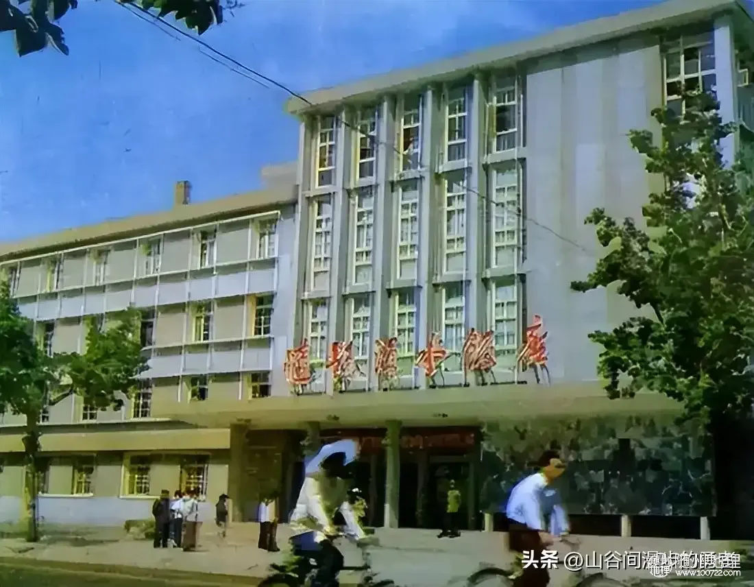adca25b998cf424486a32758f77bded4~tplv-tt-origin-web:gif.jpeg.webp